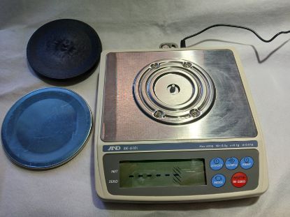 Picture of A&D EK-I PORTABLE BALANCE EK-610I (600G X 0.1G) CERTIFIED T6969 - SEAL INTACT