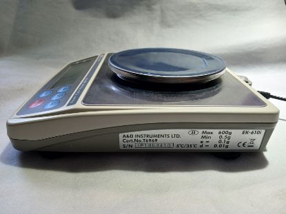 Picture of A&D EK-I PORTABLE BALANCE EK-610I (600G X 0.1G) CERTIFIED T6969 - SEAL INTACT