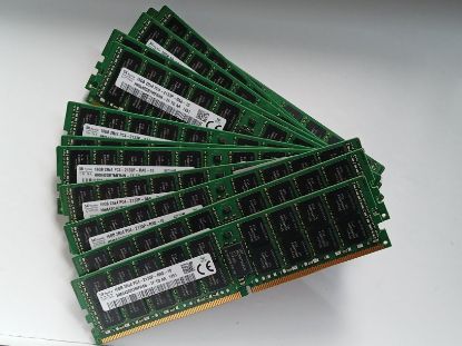 Picture of HYNIX HMA42GR7MFR4N-TF 16GB (1x16GB) DDR4 ECC REG PC4-2133P 2Rx4 SERVER MEMORY