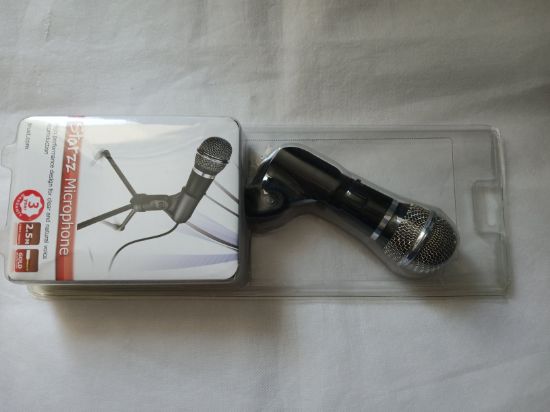 Picture of TRUST STARZZ DESK MICROPHONE WITH TRIPOD STAND AUDIO JACK OMNIDIRECTIONAL