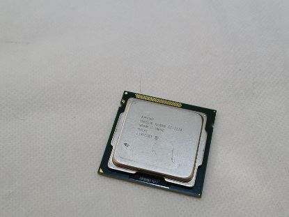 Picture of ✔️ INTEL XEON E3-1220 @ 3.10 GHz LGA1155 SR00F - UK SELLER