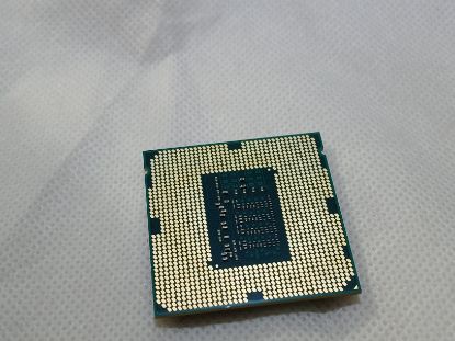 Picture of ✔️ INTEL XEON E3-1241 V3 @ 3.50GHz LGA1150 SR1R4 - UK SELLER
