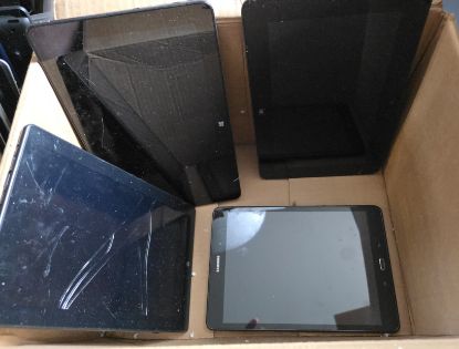 Picture of 29x FAULTY TABLETS JOB LOT APPLE SAMSUNG DELL - BUNDLE FOR PARTS