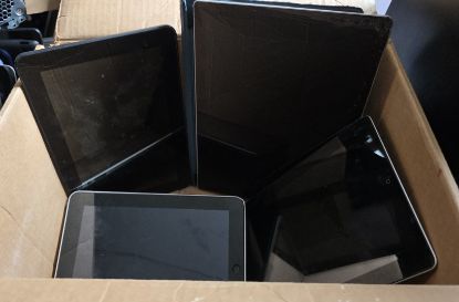 Picture of 29x FAULTY TABLETS JOB LOT APPLE SAMSUNG DELL - BUNDLE FOR PARTS