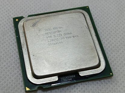 Picture of ✔️ INTEL PENTIUM 4 640 @ 3.20GHz LGA775 SL7Z8 SL8Q6 - UK SELLER
