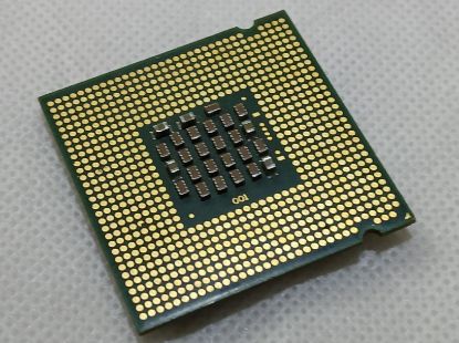 Picture of ✔️ INTEL PENTIUM 4 640 @ 3.20GHz LGA775 SL7Z8 SL8Q6 - UK SELLER