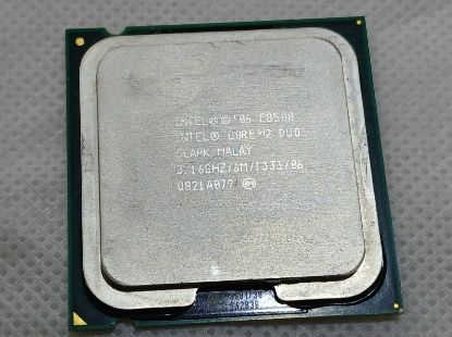 Picture of ✔️ INTEL CORE 2 DUO E8500 @ 3.16GHz LGA775 SLAPK SLB9K - UK SELLER