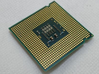 Picture of ✔️ INTEL CORE 2 DUO E7300 @ 2.67GHz LGA775 SLAPB SLB9X SLGA9 - UK SELLER