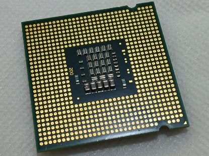 Picture of ✔️ INTEL CORE 2 DUO E8400 @ 3.00GHz LGA775 SLAPL SLB9J - UK SELLER 