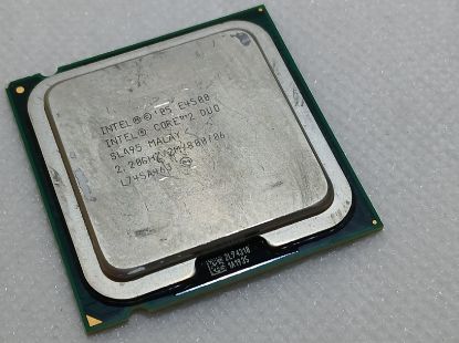 Picture of ✔️ INTEL CORE 2 DUO E4500 @ 2.20GHz LGA775 SLA95 SLA96 - UK SELLER 