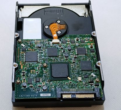 Picture of SAS 300GB 3.5" 15k RPM FUJITSU MBA3300RC 3.5 INCH HARD DRIVE HDD 