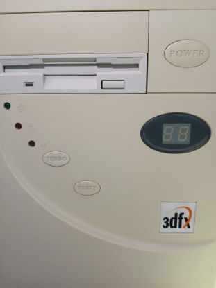 Picture of WHITE 3DFX PC RETRO STICKER BADGE HAND FINISHED MATTE
