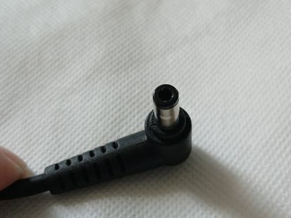 Picture of 19V 6.32A 120W 5.5mm x 2.5mm DELIPPO CHARGER ADAPTER NOS