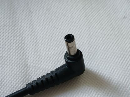 Picture of 19.5V 6.15A 120W 5.5mm x 2.5mm DELIPPO CHARGER NOS