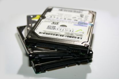 Picture of 100GB SATA 2.5" 2.5 INCH 9.5MM HARD DRIVE HDD WORKING NO BADS