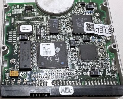 Picture of MAXTOR DiamondMax OEM 82559A4 2500MB 2.5GB RETRO ATA IDE 3.5" HARD DRIVE