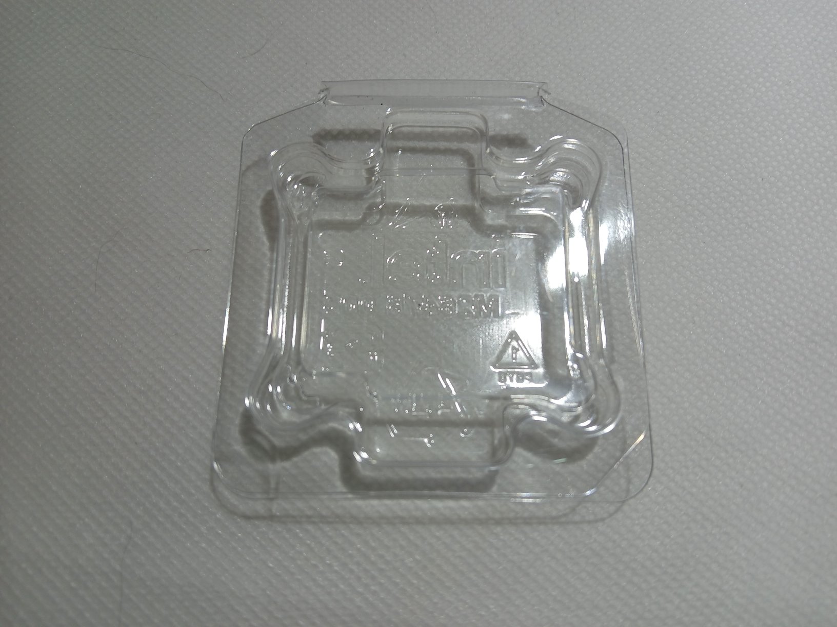 AAPRO Your IT Land computer parts. Intel LGA1700 CPU Clamshell Case ...