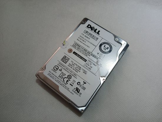 Picture of SAS 1.2TB 2.5" 10k RPM 6gbps DELL HGST HUC101212CSS600 2.5 INCH HARD DRIVE HDD