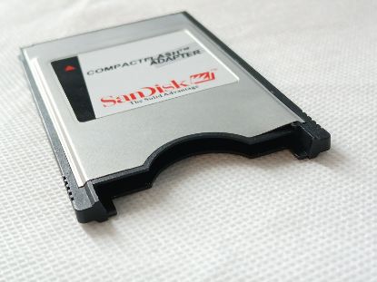 Picture of SANDISK COMPACT FLASH TO PCMCIA ADAPTER WORKS WITH STORAGE AND IO DEVICES AMIGA