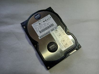 Picture of IDE 8.4GB 3.5" FUJITSU MPD3084AT 3.5 INCH HARD DRIVE HDD