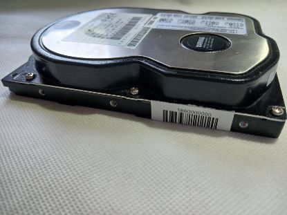 Picture of IDE 8.4GB 3.5" FUJITSU MPD3084AT 3.5 INCH HARD DRIVE HDD