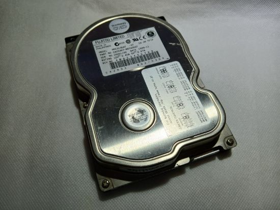 Picture of IDE 13.6GB 3.5" FUJITSU MPE3136AT 3.5 INCH HARD DRIVE HDD